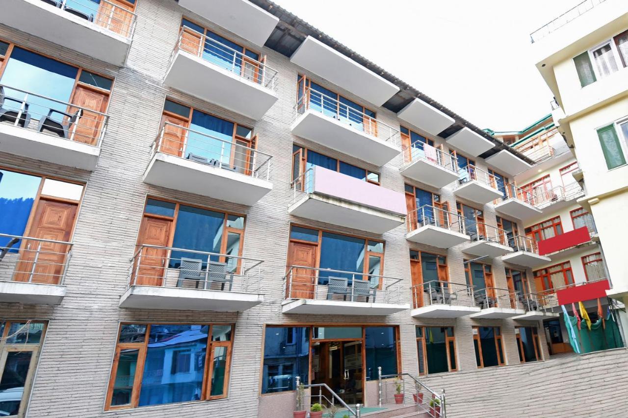 Oyo 23533 Mount View Otel Kulu Dış mekan fotoğraf